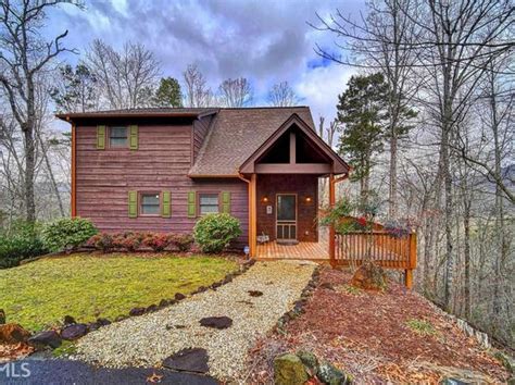 The 1,426 Square Feet single family home is a 3 beds, 2 baths property. . Hiawassee ga zillow